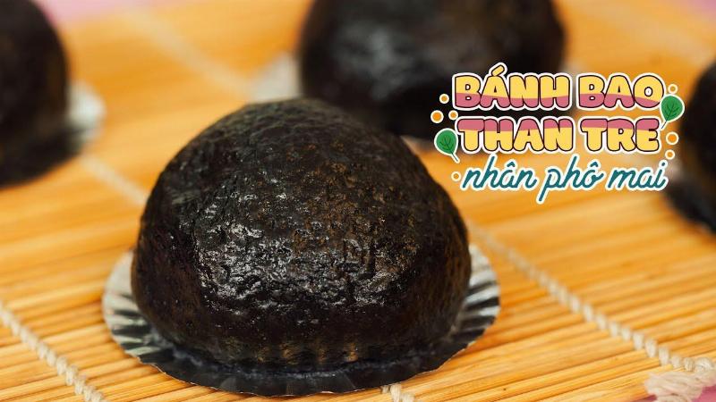 Bánh bao than tre phô mai nóng hổi thơm ngon